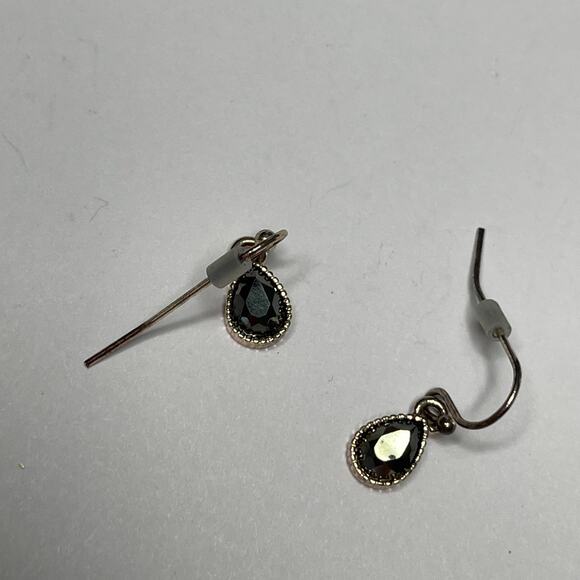 three white bracelets set costume jewelry pull on stretch some clear beads - Picture 4 of 13